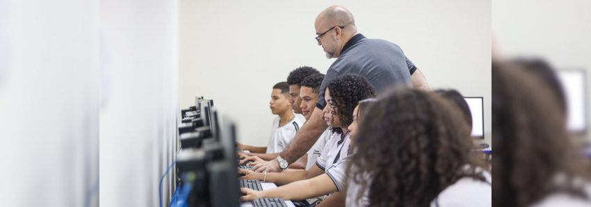 Foto: Seduc recebe documentação de professores da Educação Básica classificados em PSS