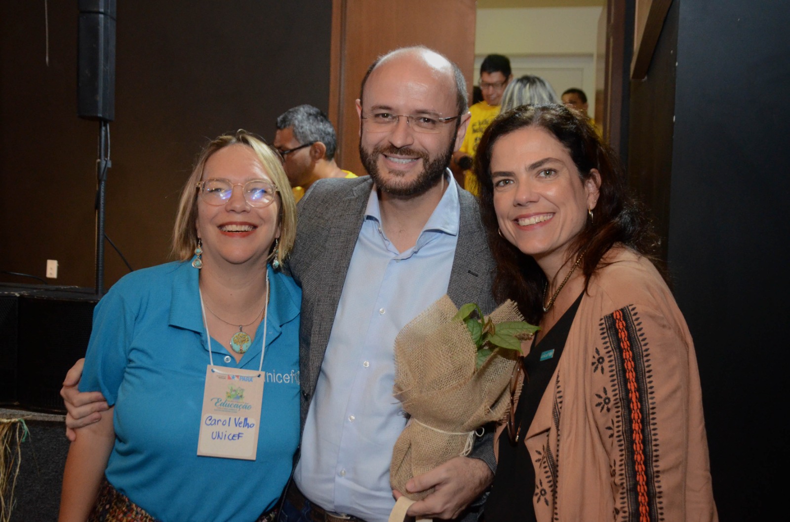 Carol Velho (Esq.) e Júlia Ribeiro (Dir.) - Foto: Eliseu Dias / Ascom Seduc