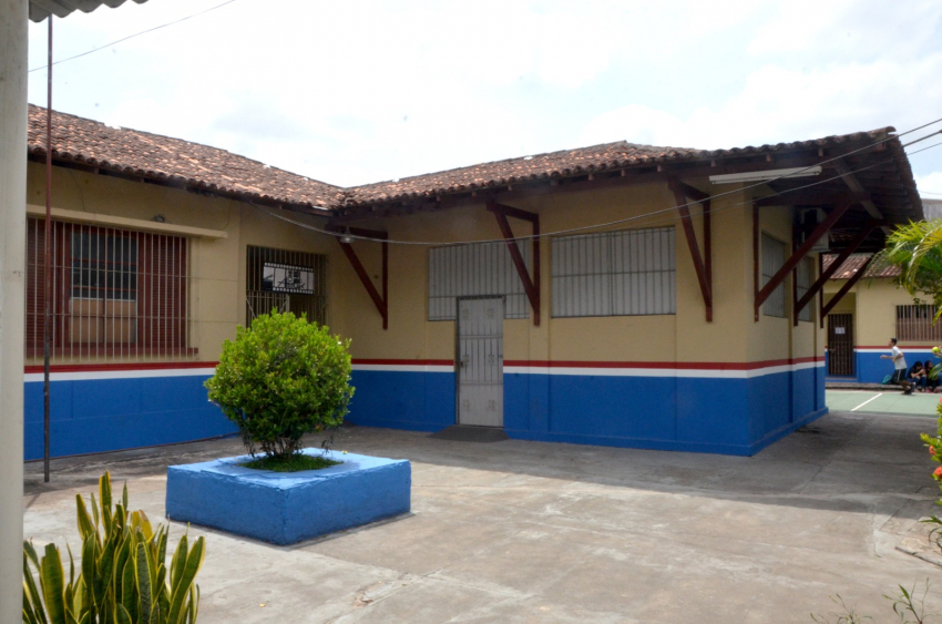 Foto: Secretaria de Educação fiscaliza aplicação de recursos do Programa Dinheiro na Escola Paraense nas unidades estaduais 