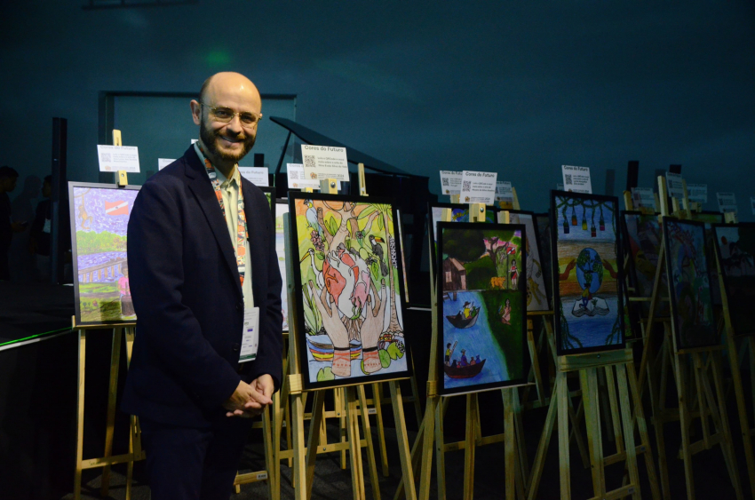 Foto: Secretaria de Educação é agraciada com exposição de desenhos dos estudantes da rede estadual, em evento internacional sobre a Amazônia