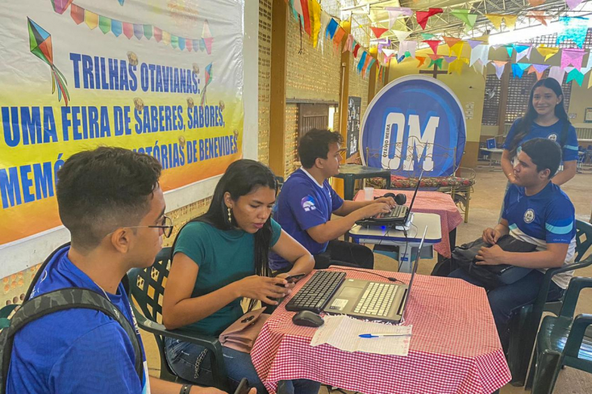 Foto: Seduc promove força-tarefa em escolas estaduais para incentivar inscrições para o Enem 2023