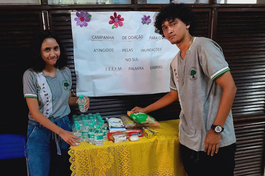 Foto: Campanha de doação para vítimas das enchentes mobiliza estudantes nas escolas estaduais