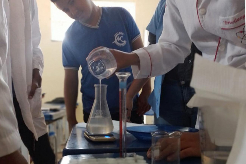 Foto: Estudantes da rede estadual aprendem sobre sustentabilidade e geração de renda, em Cotijuba