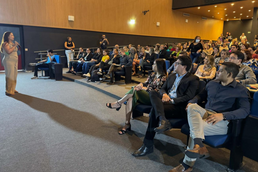 Foto: Equipe da CGE ministra workshop sobre o Sispatri para servidores da Seduc