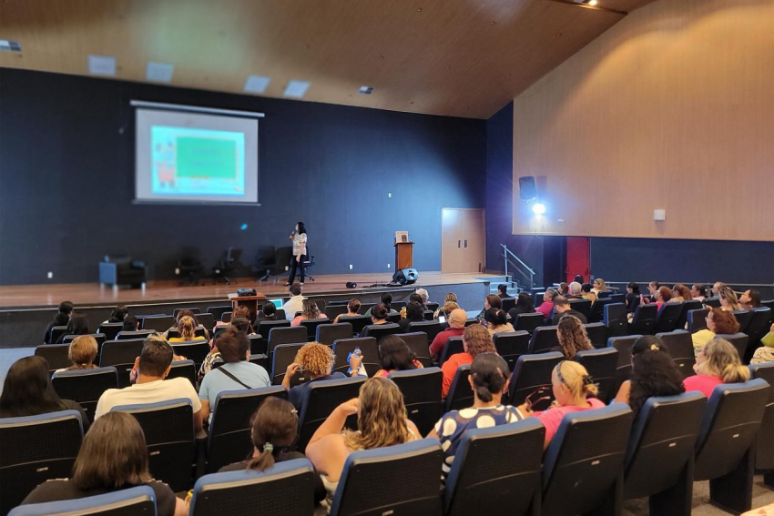 Foto: Seduc qualifica merendeiras da rede estadual com capacitação para manipulação de alimentos